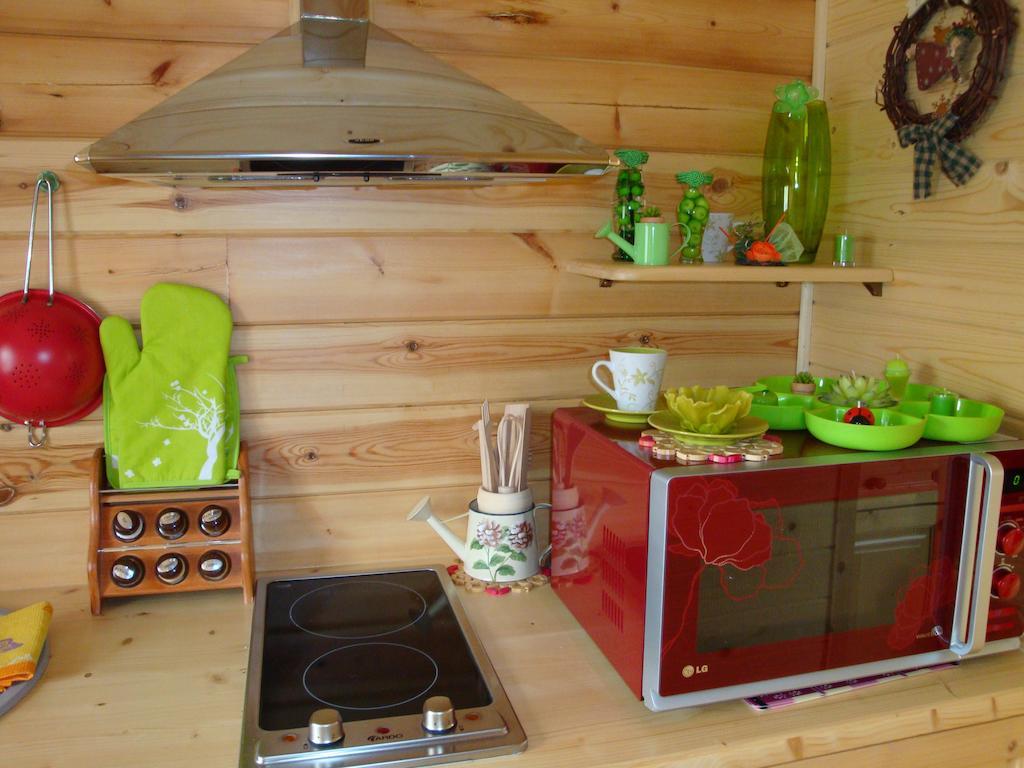Maison D'Hotes La Roulotte Des 4 Saisons Sazeray Kamer foto