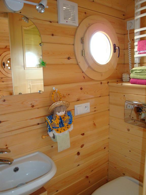 Maison D'Hotes La Roulotte Des 4 Saisons Sazeray Kamer foto
